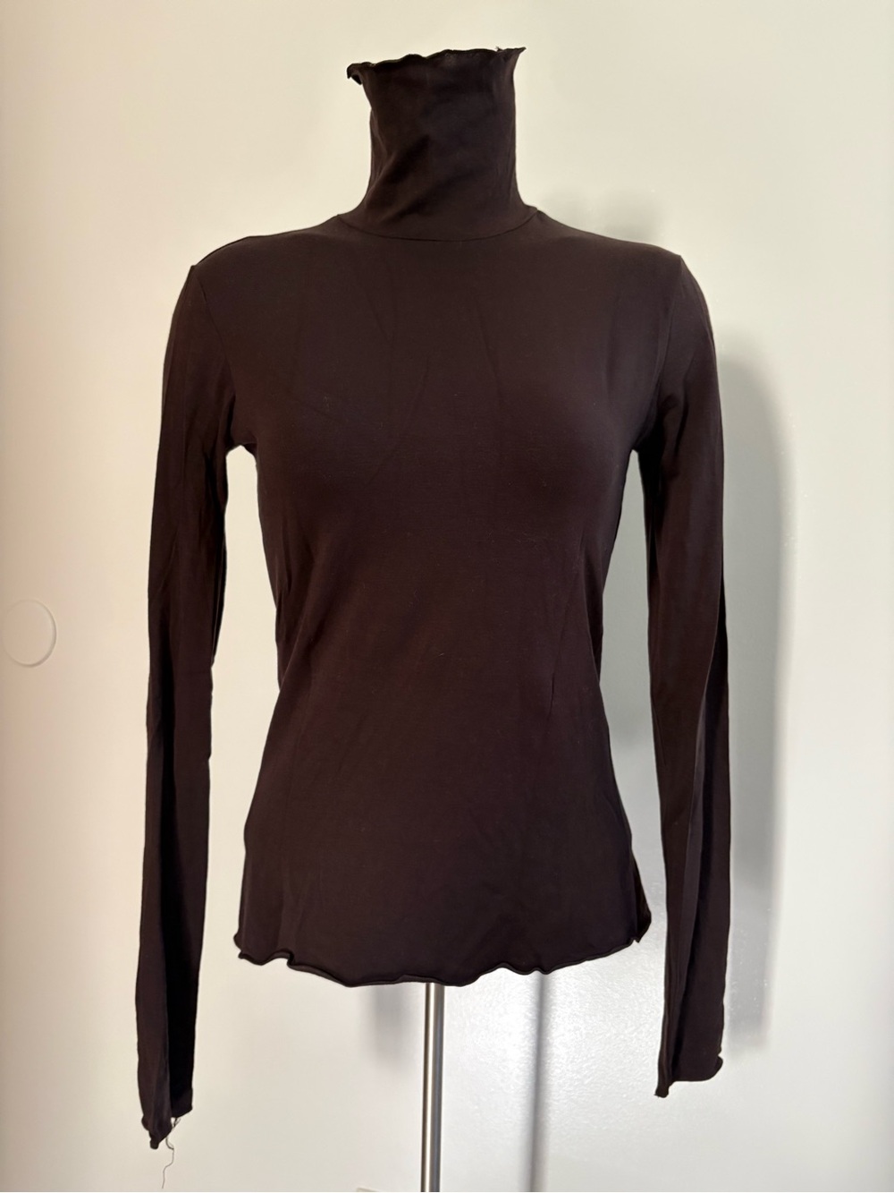 Elie Tahari Brown Fitted Turtleneck Long Sleeve Shirt Modal Blend Lightweight